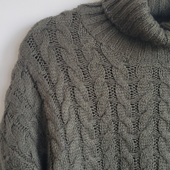 Shein - cableknit, turtleneck sweater - green - Picture 3 of 7